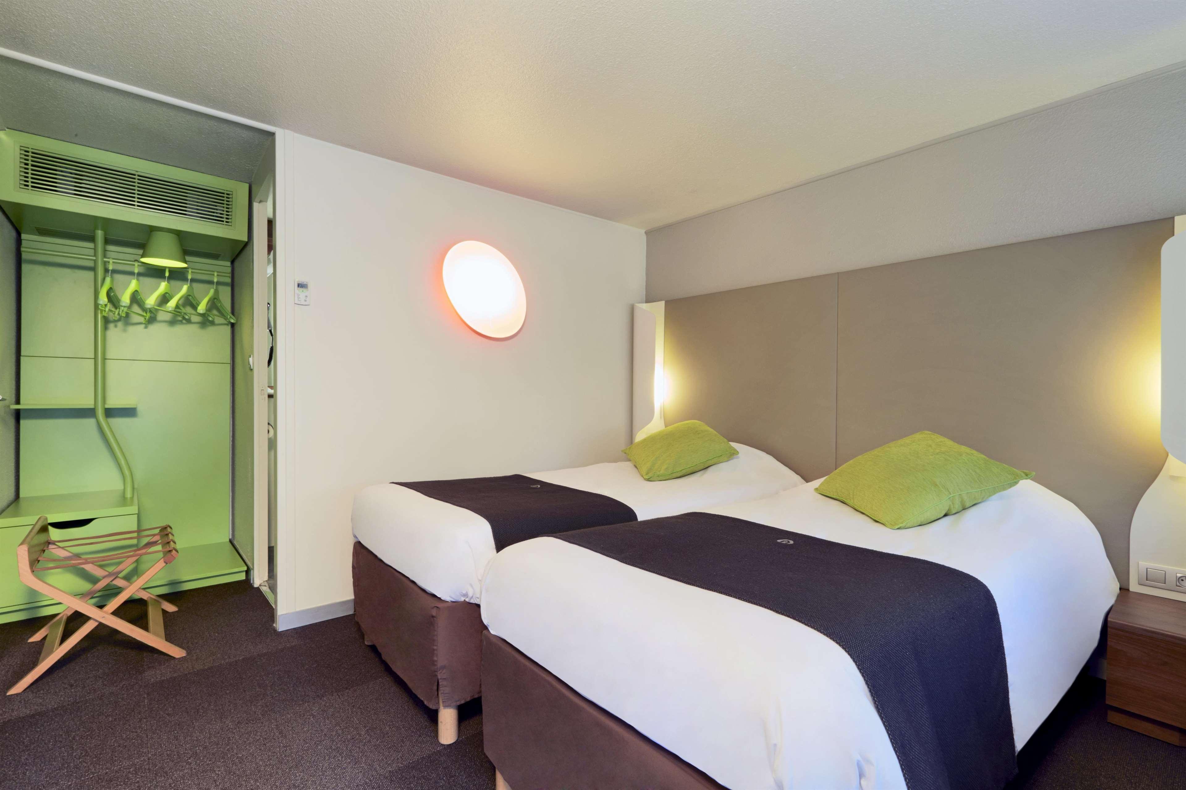 Campanile Chambery Hotell Eksteriør bilde