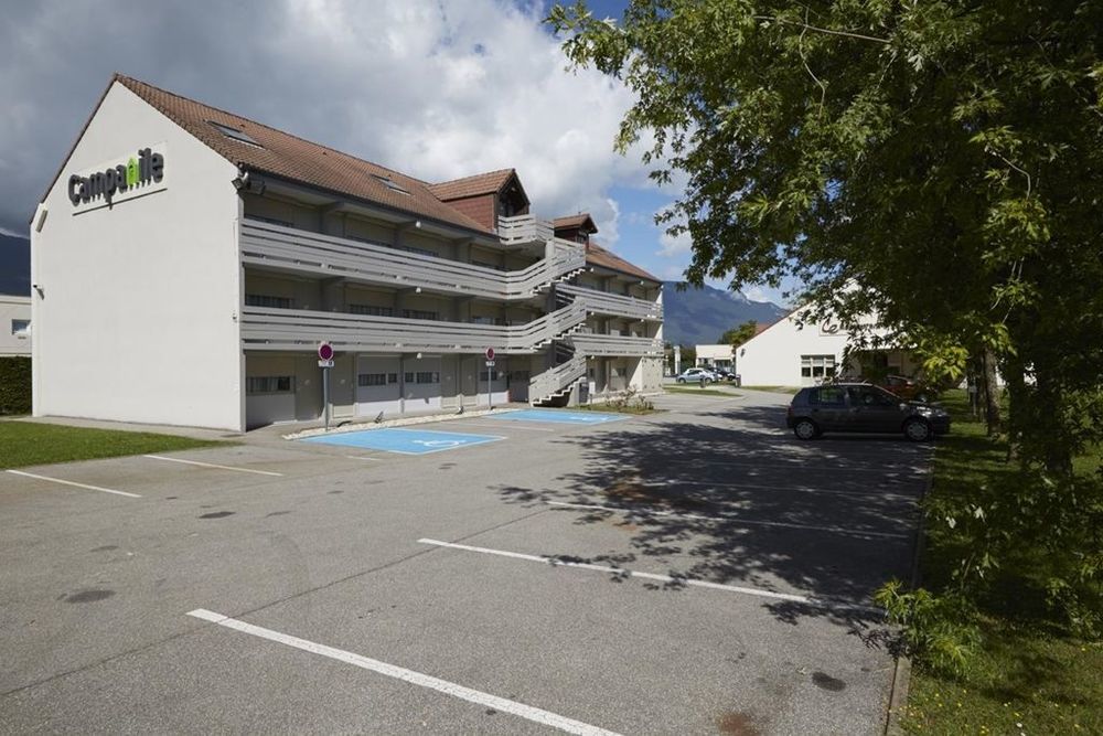 Campanile Chambery Hotell Eksteriør bilde